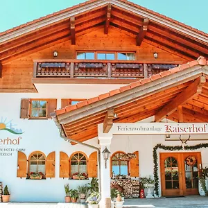 Kaiserhof Hotel apartamentowy Reit im Winkl